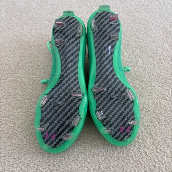Brand new Under Armour shadow elite soccer cleats - Picture 2 of 6
